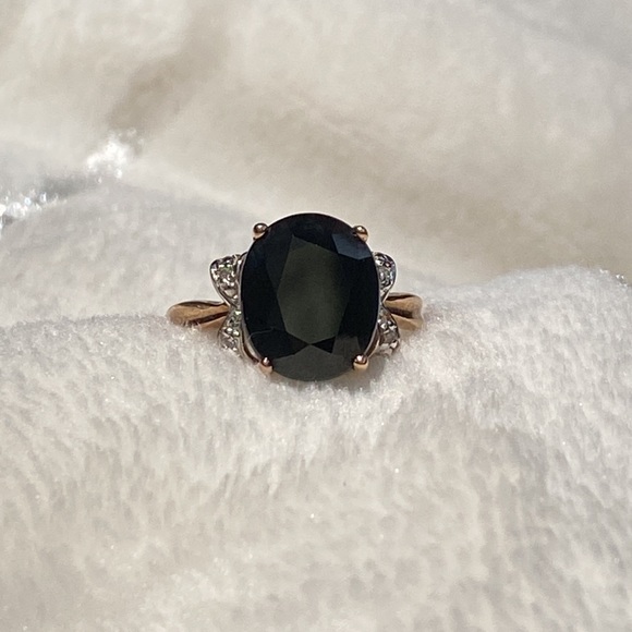 Jewelry - 💛 9k White & Rose Gold 6ct Sapphire & Diamond Ring